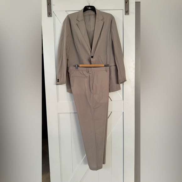 Men's Two piece suit - Picture 2 of 16